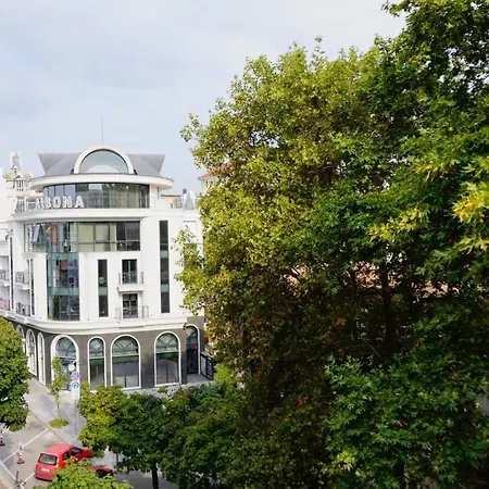 Daire Attic - атик студио