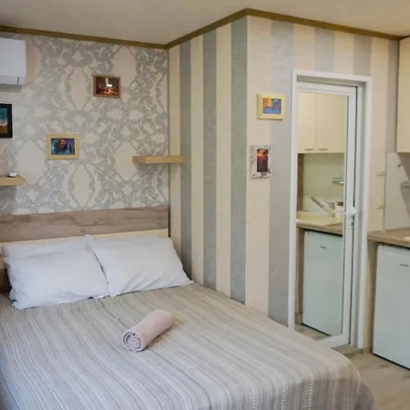 Daire Attic - атик студио *