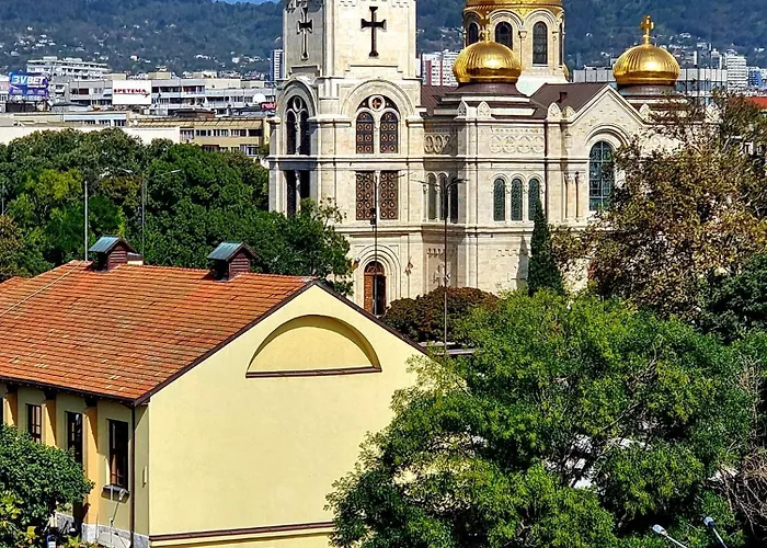 Attic - атик студио Lejlighed