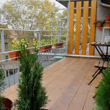 Attic - атик студио Варна