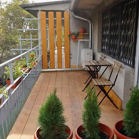 Attic - атик студио Апартаменты *