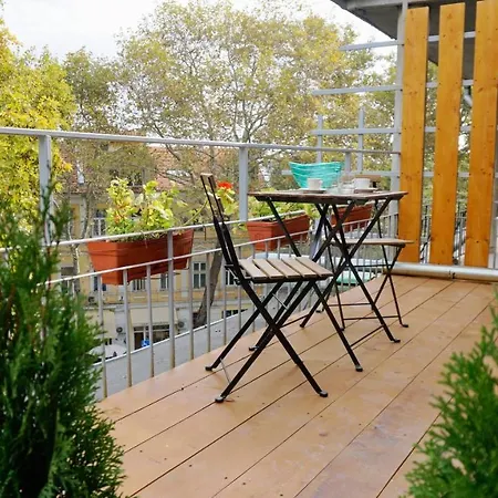 Attic - атик студио Апартаменты Варна